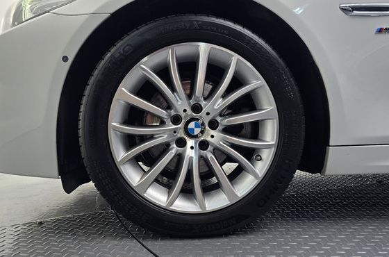 BMW 5-Series 528i xDrive M Aero Dynamic — пробег 143 846 км — фото 5 из 5