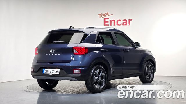 Hyundai Venue 1,6 Premium — пробег 14 168 км — фото 2 из 5