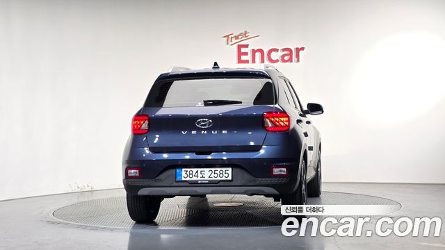 Hyundai Venue 1,6 Premium — пробег 14 168 км — фото 4 из 5