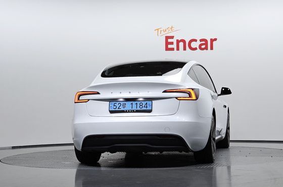 Tesla Model 3 RWD — пробег 26 997 км — фото 4 из 5