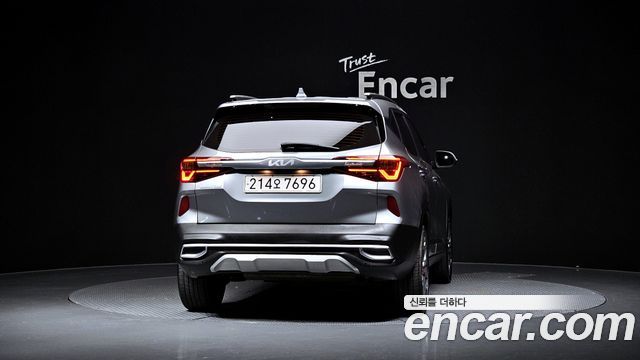 Kia Seltos из Кореи Encar