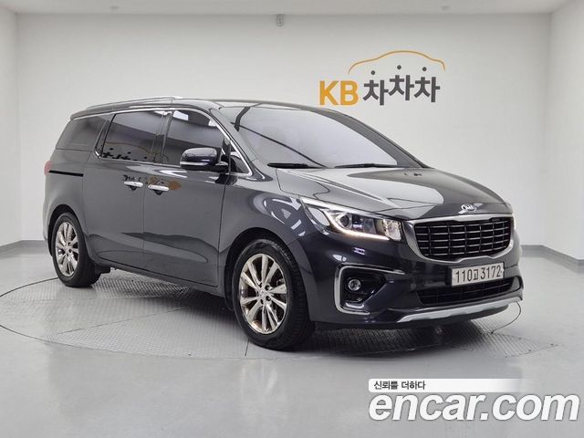 Kia Carnival 9-Seater Prstige — пробег 173 855 км — фото 2 из 5