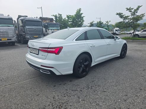Audi A6 40 TDI — пробег 65 603 км — фото 2 из 5