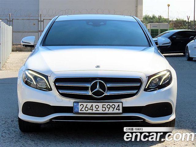 Mercedes-Benz E-Class из Кореи Encar