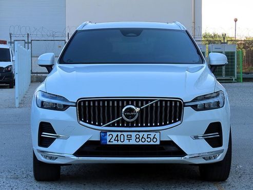 Volvo XC60 B6 Ultimate Bright — пробег 55 381 км — фото 2 из 5