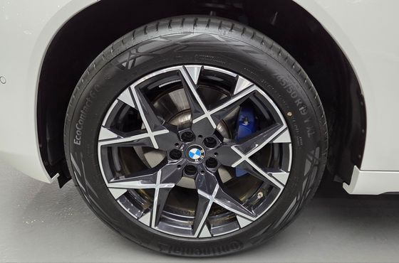 BMW X3 xDrive 20 M Sport — пробег 4 016 км — фото 5 из 5