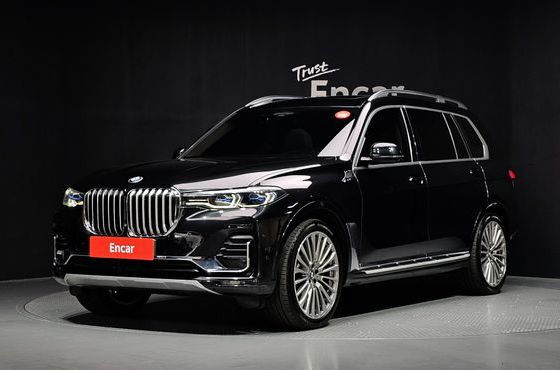 BMW X7 xDrive 40i Design Pure Excellence 6-Seater — пробег 99 961 км — фото 1 из 5