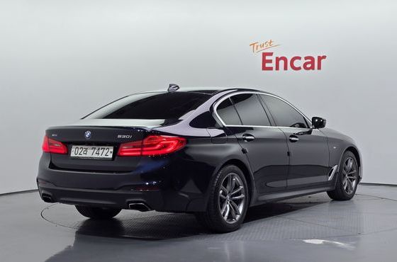 BMW 5-Series 530i xDrive M Sport Package Plus — пробег 115 227 км — фото 2 из 5