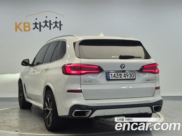 BMW X5 xDrive 30d M Sport — пробег 117 066 км — фото 2 из 5