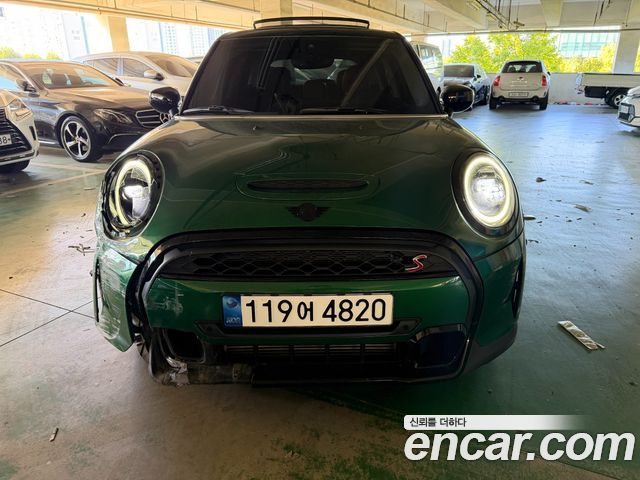 Mini Cooper 5Door Classic Third Generation — пробег 47 885 км — фото 2 из 5