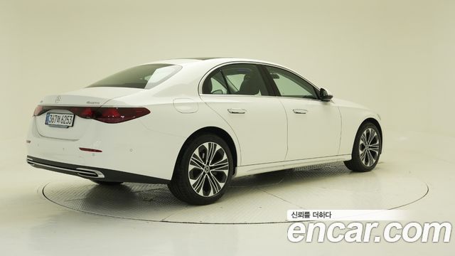 Mercedes-Benz E-Class из Кореи Encar