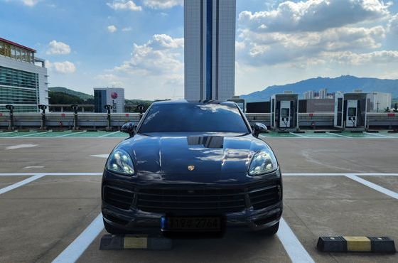 Porsche Cayenne 3.0 E-Hybrid Coupe — пробег 85 200 км — фото 1 из 5
