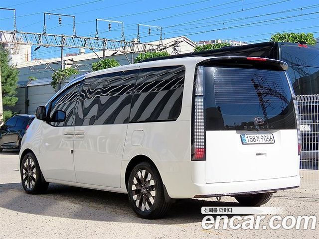 Hyundai Staria из Кореи Encar