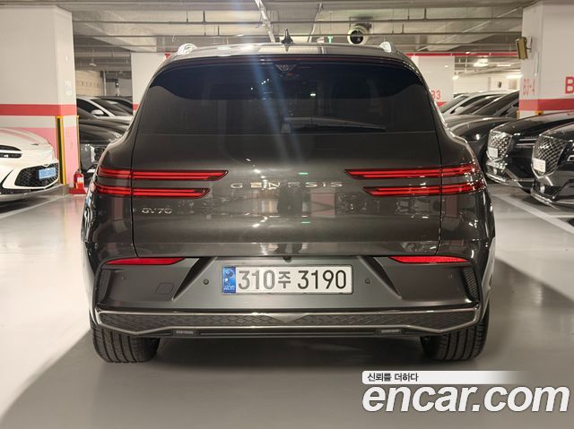 Genesis GV70 из Кореи Encar