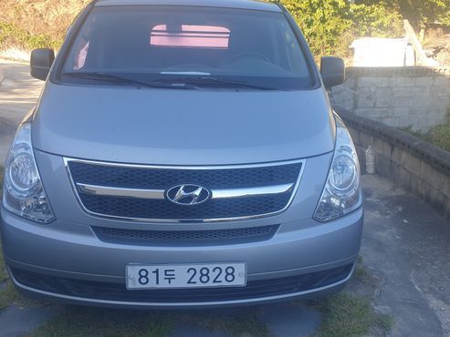 Hyundai Starex 3-Seater VAN CVX Deluxe — пробег 110 655 км — фото 3 из 5
