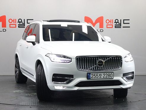 Volvo XC90 B6 Ultimate Bright — пробег 28 864 км — фото 3 из 5