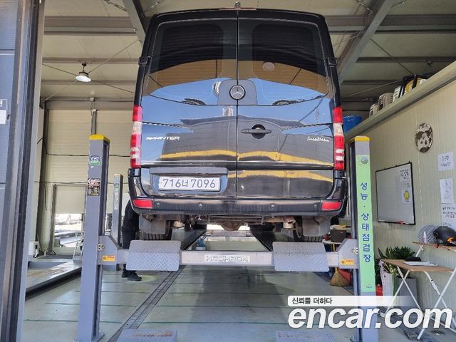 Mercedes-Benz Sprinter 3.0 Diesel W906 — пробег 271 356 км — фото 2 из 3
