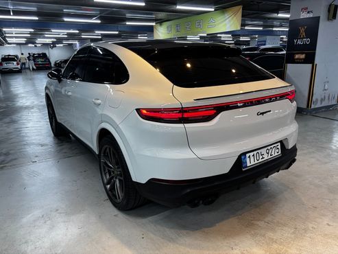 Porsche Cayenne 3.0 E-Hybrid Coupe — пробег 99 000 км — фото 2 из 5