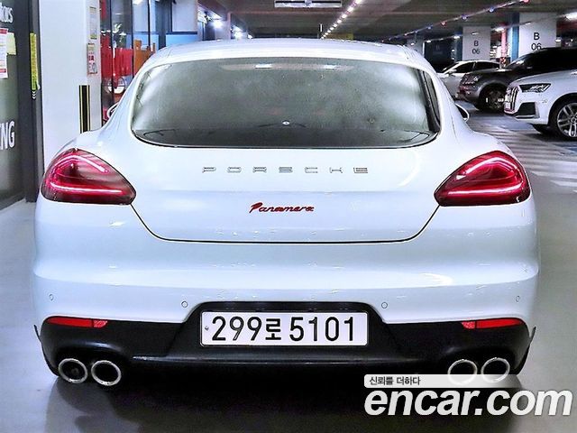 Porsche Panamera 3.6 AWD 970 — пробег 190 050 км — фото 5 из 5