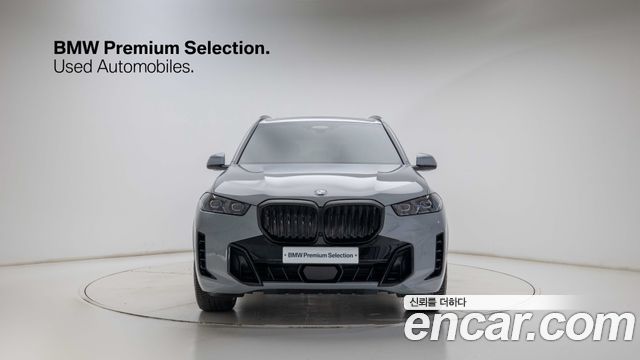 BMW X5 xDrive 30d M Sport — пробег 15 075 км — фото 3 из 5