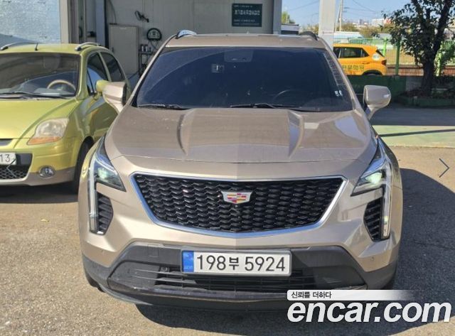 Cadillac XT4 2.0 Sport AWD — пробег 38 728 км — фото 2 из 5