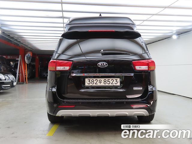 Kia Carnival из Кореи Encar