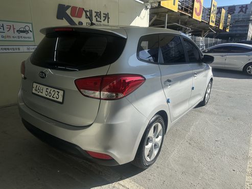 Kia Carens 2.0 LPi Luxury — пробег 180 912 км — фото 4 из 5
