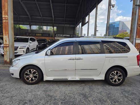 Kia Carnival New Carnival Limousine President — пробег 152 450 км — фото 4 из 5