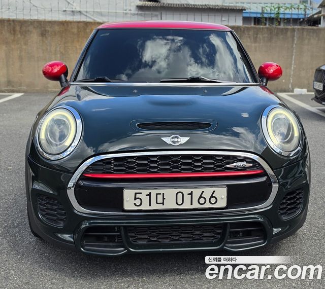 Mini Cooper JCW 3rd Generation — пробег 121 561 км — фото 1 из 5