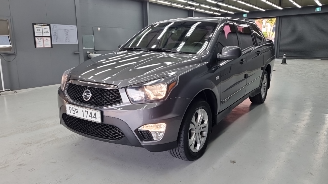 Ssangyong KORANDO CX7 4WD PASSION — пробег 125 813 км — фото 1 из 5