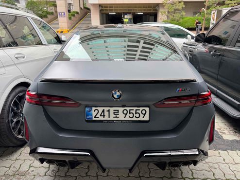 BMW M5 M5 Sedan Storm Bay Edition — пробег 5 000 км — фото 4 из 5