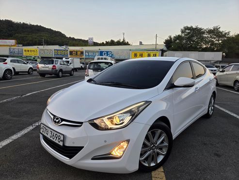 Hyundai AVANTE 1.6 GDi Modern Standard — пробег 79 000 км — фото 2 из 5