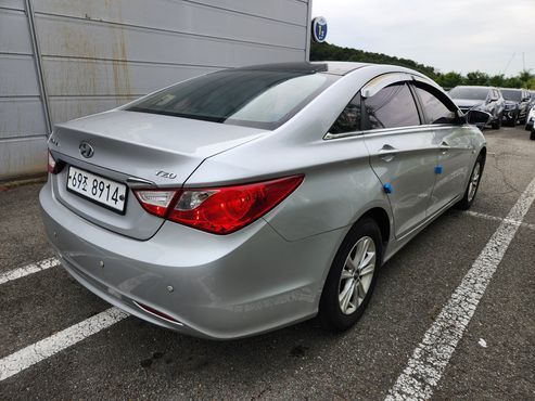 Hyundai Sonata LPi Deluxe — пробег 132 125 км — фото 2 из 5