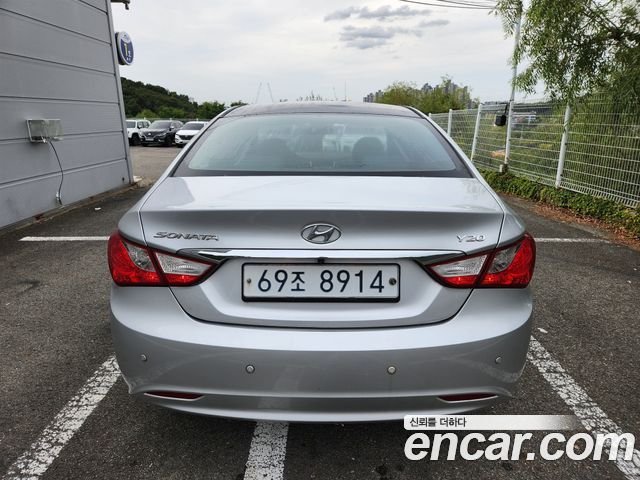 Hyundai Sonata LPi Deluxe — пробег 132 125 км — фото 4 из 5
