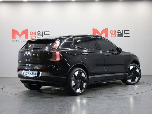 Volvo EX30 Ultra — пробег 6 780 км — фото 2 из 5