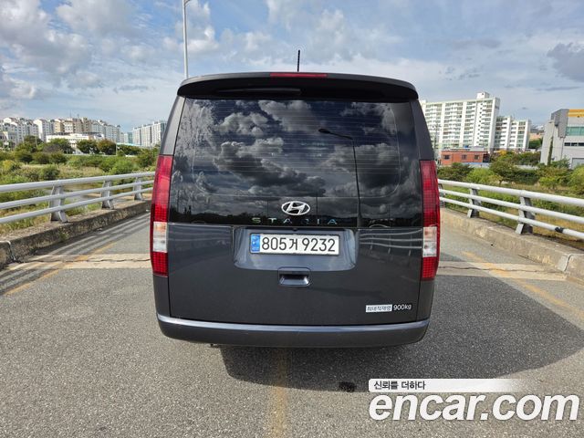 Hyundai Staria из Кореи Encar