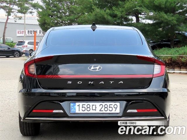 Hyundai Sonata 2.0 Premium Plus — пробег 21 118 км — фото 4 из 5
