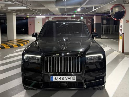 Rolls-Royce Cullinan 6.7 V12 Black Badge — пробег 70 500 км — фото 2 из 5