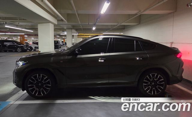 BMW X6 xDrive40i M Sport — пробег 18 200 км — фото 3 из 5