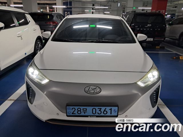 Hyundai Ioniq Q — пробег 125 700 км — фото 1 из 5