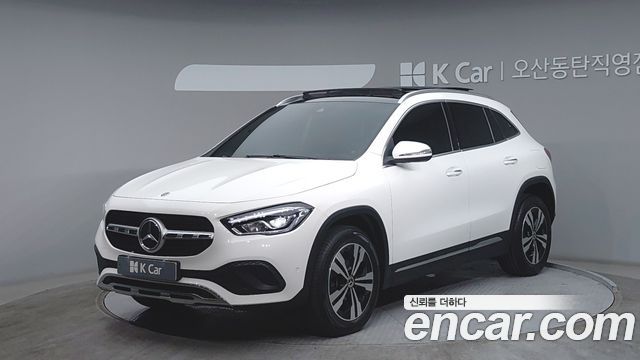 Mercedes-Benz GLA-Class GLA220 — пробег 54 460 км — фото 1 из 5