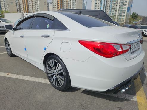 Hyundai Sonata Premier — пробег 117 960 км — фото 5 из 5