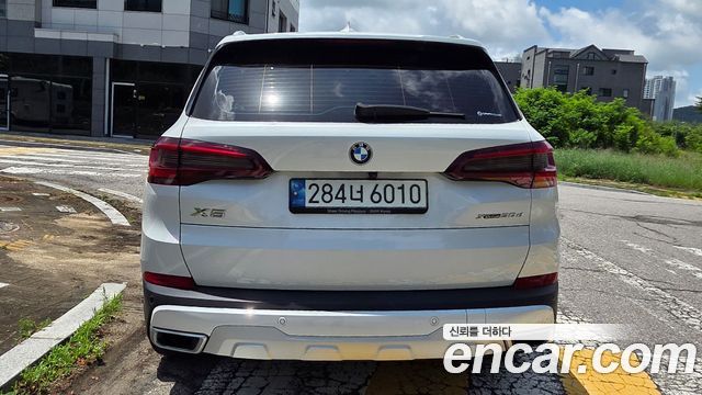BMW X5 xDrive 30d xLine — пробег 61 612 км — фото 2 из 5