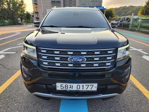 Ford Explorer 2.3 Limited 4WD 5th — пробег 136 623 км — фото 2 из 5