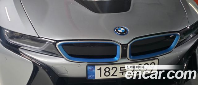 BMW i8 Coupe — пробег 143 060 км — фото 1 из 5