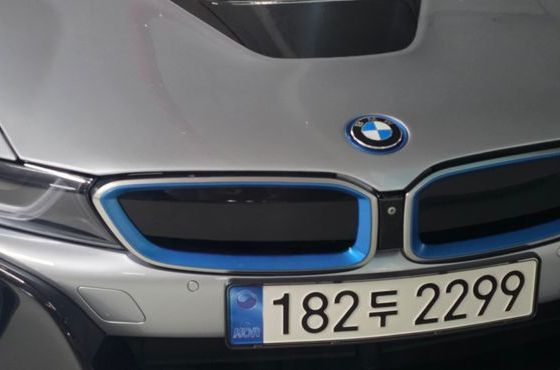 BMW i8 Coupe — пробег 143 060 км — фото 1 из 5