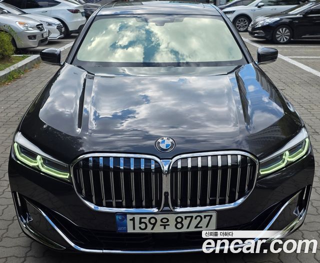 BMW 7-Series 740Li xDrive M Sport Package — пробег 59 071 км — фото 1 из 5