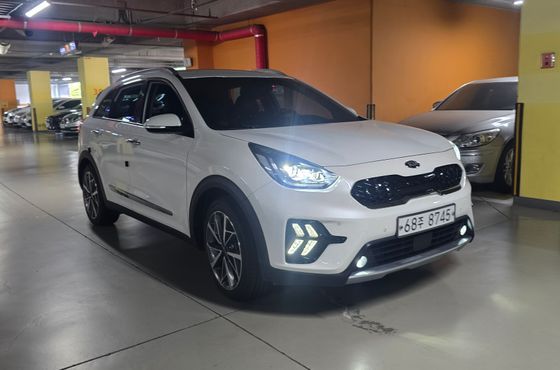 Kia Niro 1.6 HEV Noblesse — пробег 95 500 км — фото 1 из 5