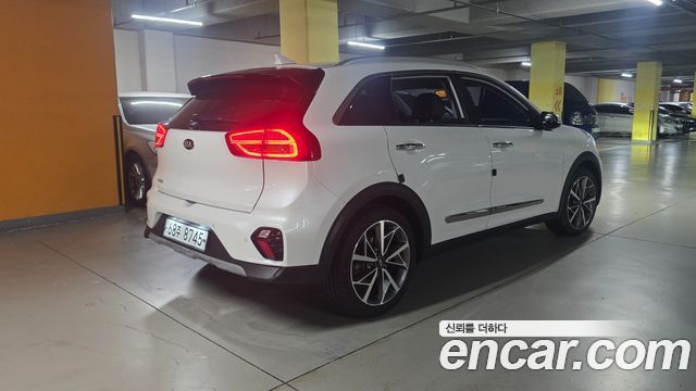Kia Niro из Кореи Encar