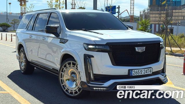Cadillac Escalade 6.2 ESV ESV Sports Platinum — пробег 28 500 км — фото 1 из 5